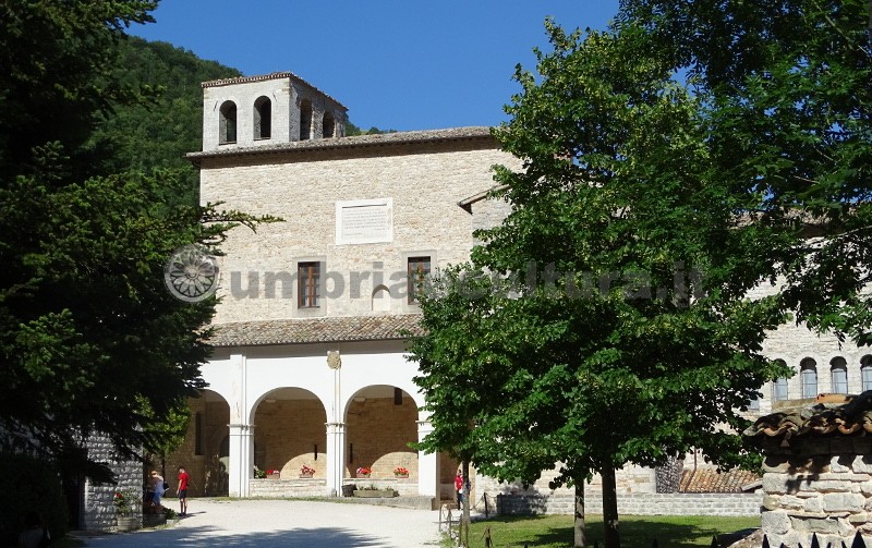 monastery of the holy cross fonte avellana