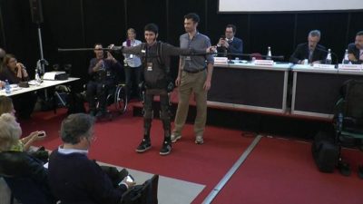 pantaloni bionici